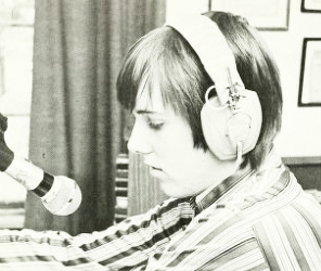 PHOTO FROM 1976 CURRY YEARBOOK, CURRYER.