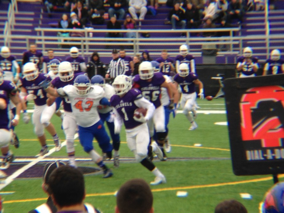 Senior Captain Jordan Shairs ran for a season-high 131 yards. // Photo by Ryan Hathaway